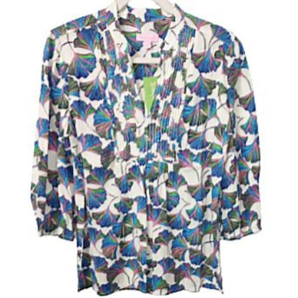 Lilly Pulitzer long crinkle Vivi top in the "Let's get a Little Ginky" pattern s